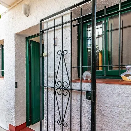 La Gaviota Bonito Apartamento Centro Sagaro * Girona